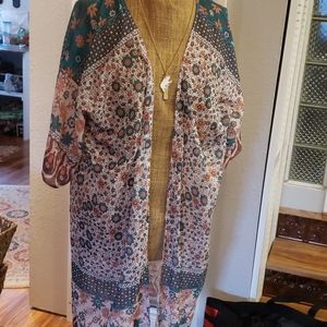 💙💗💙Gorgeous sheer cover-up💙💗💙